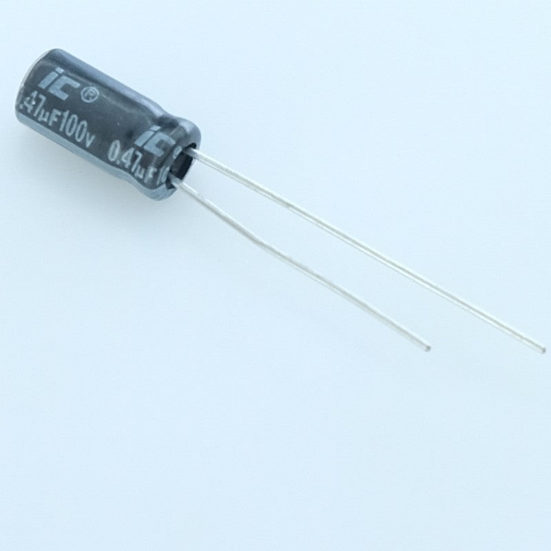 Condensateur 0.47µF 100V 5x11mm pas2 20% 105° 474CKH100M Illinois Capacitor