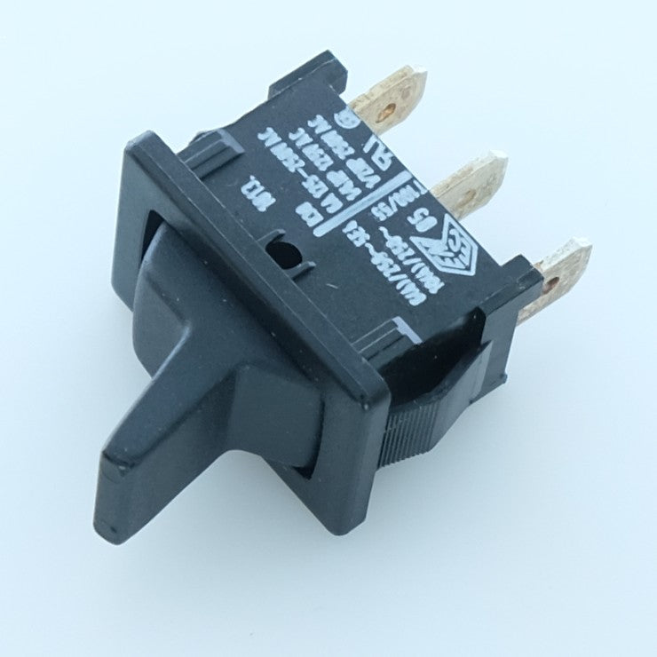 Commutateur à bascule SPDT 6A 250VAC noir 21x15x32mm Marquardt