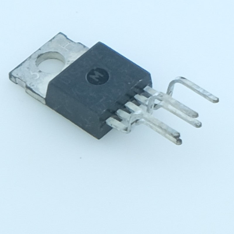 BTS432-12 Interrupteur High-Side intelligent (PROFET) 12V/45V TO-220-5 Infineon