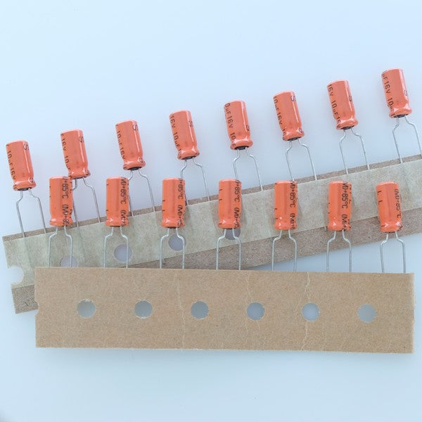 Condensateur 10µF 16V électrolytique 5x11.5mm pas5 85° (lot de 15)