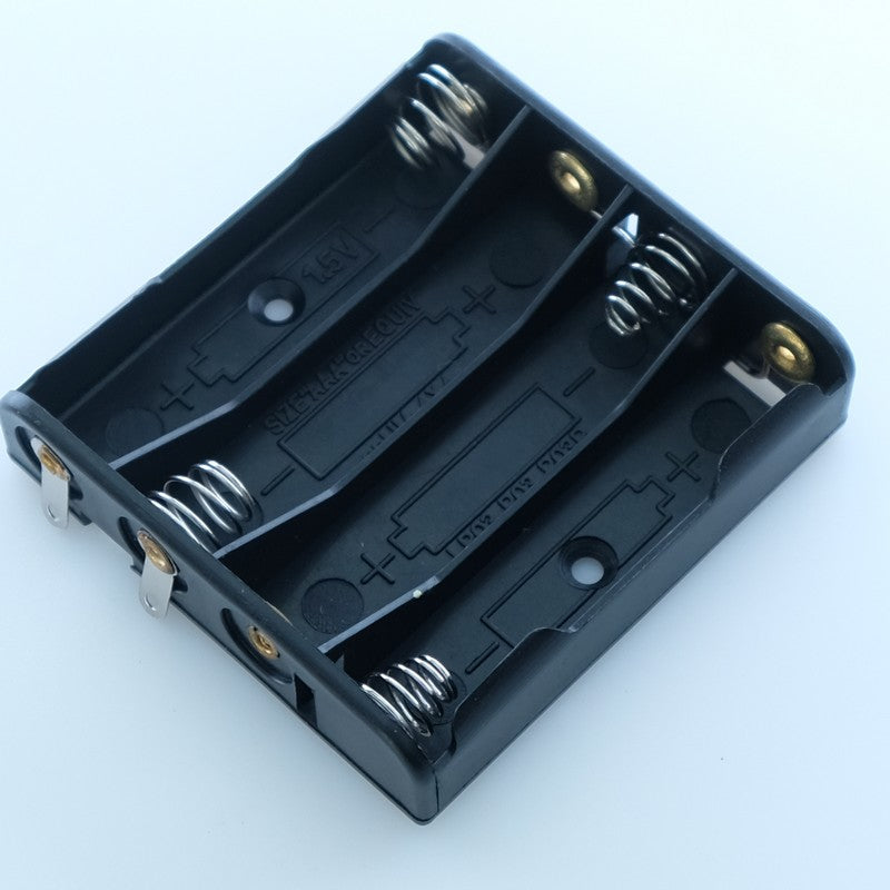 Support de 4 piles AAA cosses à souder 53x49x13mm