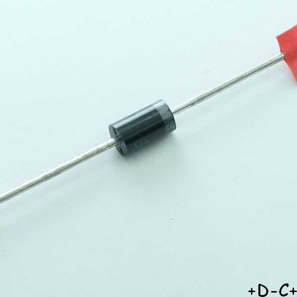 1.5KE18CA Diode TVS bidirectionnel 15.3V 1500W DO-201 Diodes Incorporated RoHS