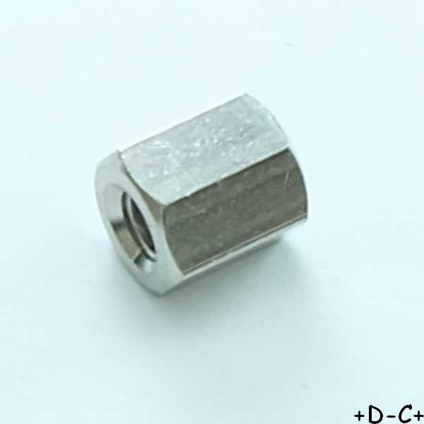 Entretoise 8mm M4 femelle femelle métal hexagonal