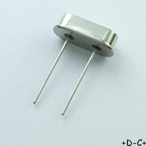 Quartz 30.000000Mhz 10pF 30PPM HC49/US bas profil