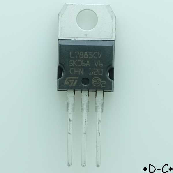L7885CV Régulateur positif +8.5V 1.5A TO-220AB STM