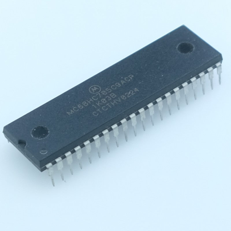 MC68HC705C9ACP Microcontrôleur 8 bits 68HC05 OTP 4Ko ROM PDIP-40 Motorola