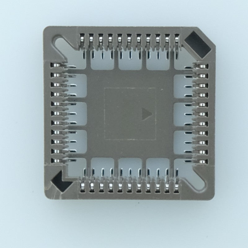 Support 44 broches PLCC SMD CnC Tech - Distri-Compo