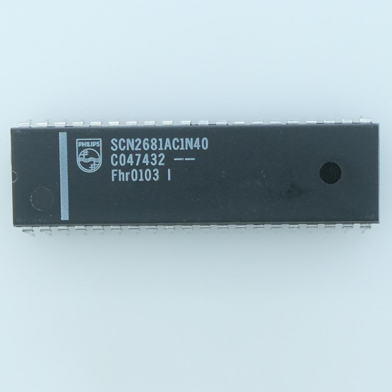 SCN2681AC1N40 Contrôleur de communication série DUART DIP-40 Philips