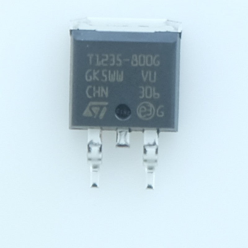 T1235-800G Triac 800V 12A 126A D2PAK STM