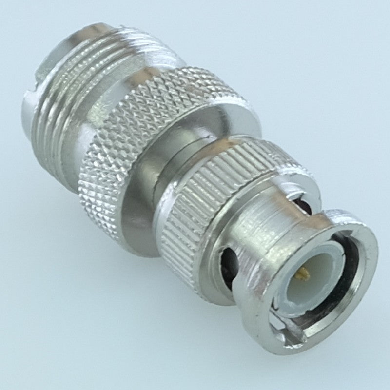 Adaptateur UHF femelle vers BNC mâle