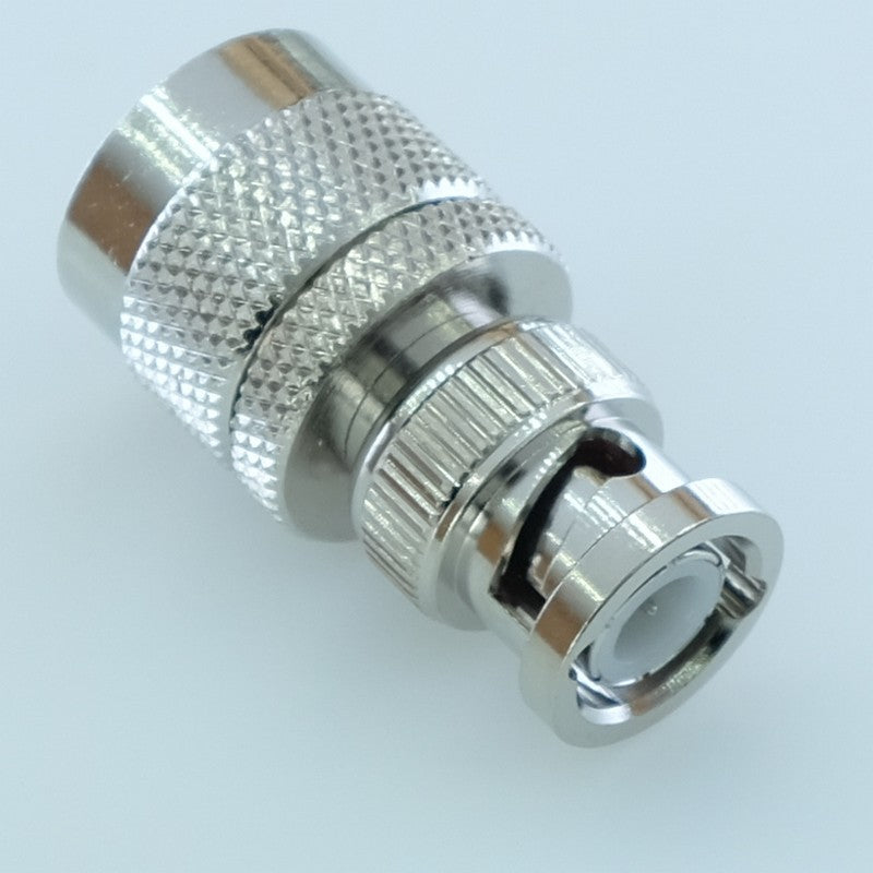 Adaptateur UHF mâle vers BNC mâle