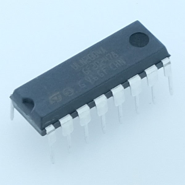 ULN2004A Seven Darlington array DIP-16 STM