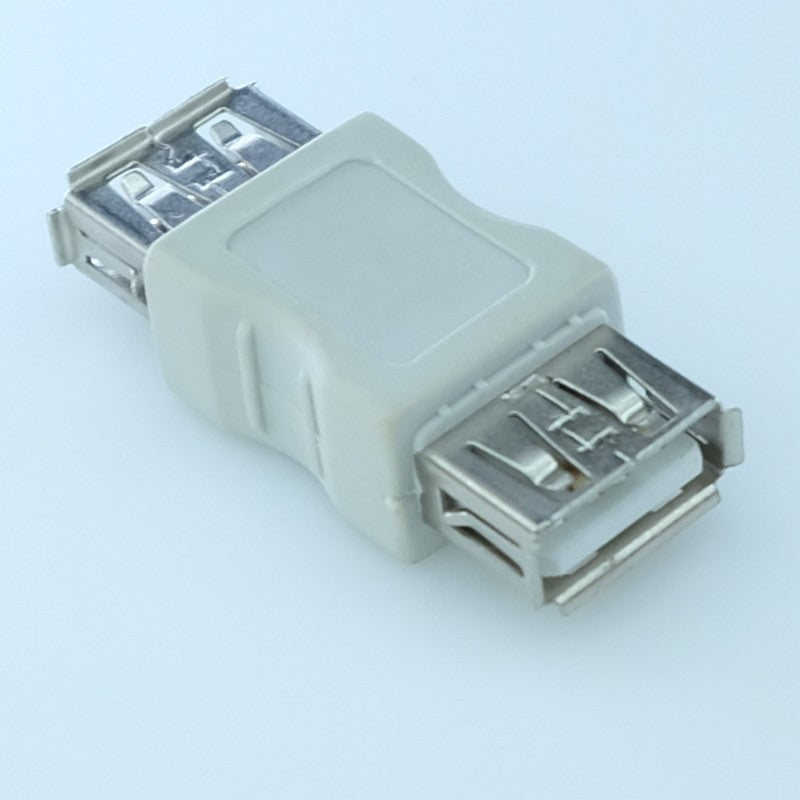 Adaptateur USB A femelle vers USB A femelle