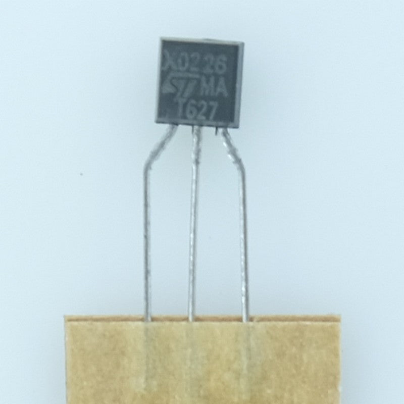 X0226MA Thyristor SCR sensible 600V 800mA TO-92 STMicroelectronics