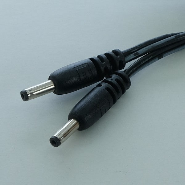 Cordon Jack DC mâle 3.5x1.35x9.5mm vers 2 Jack DC mâle 24AWG 45cm Tensility - Distri-Compo