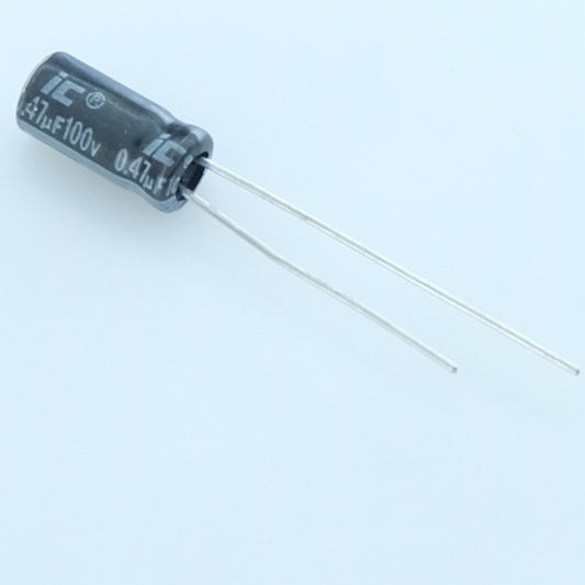 Condensateur 0.47µF 100V 5x11mm pas2 20% 105° 474CKH100M Illinois Capacitor