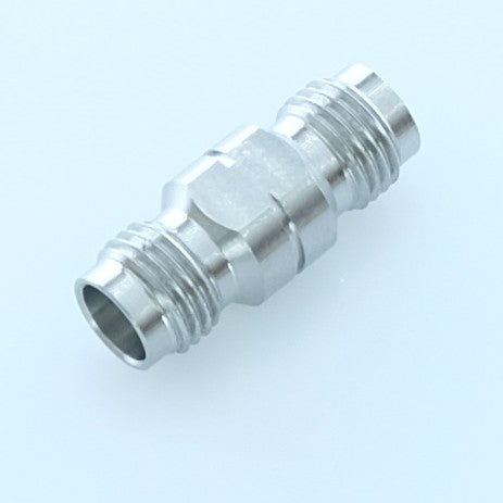 Adaptateur RF 1.85mm femelle vers 1.85mm femelle 50ohm 67GHz 731570060 Molex