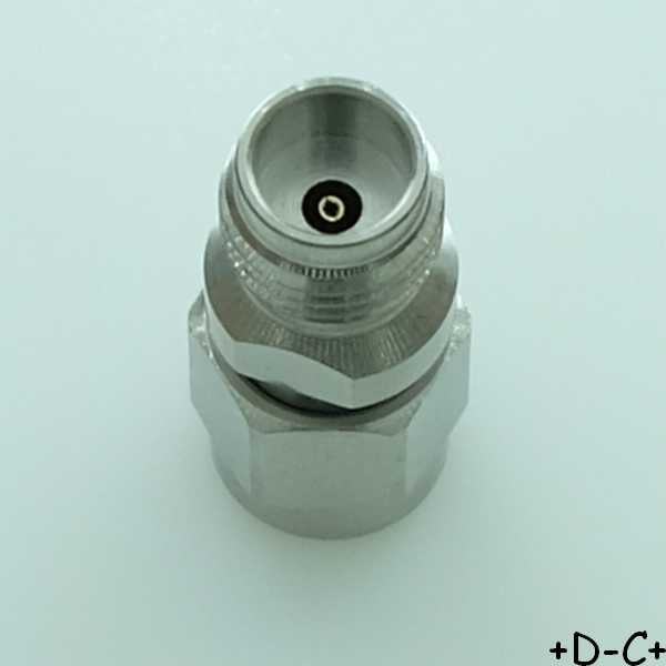 Adaptateur RF 1.85mm femelle vers 2.92mm mâle 50ohm 40GHz 733862330 Molex