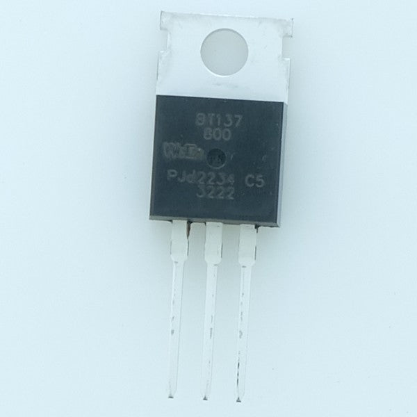 BT137-800 Triac 800V 8A 35mA TO-220AB Nexperia