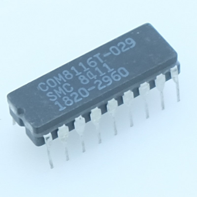 COM8116T-029 Générateur double de débits (Dual Baud Rate Generator) DIP-18 SMC