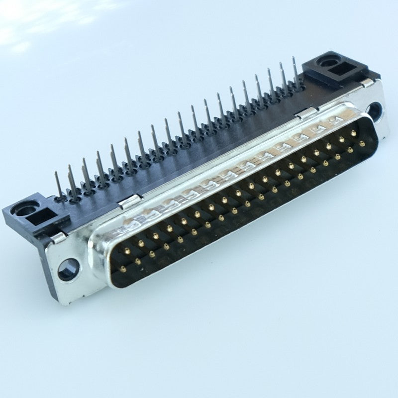 Connecteur D-SUB 37 broches mâle coudé UE D37P13B4PA00LF Amphenol - Distri-Compo