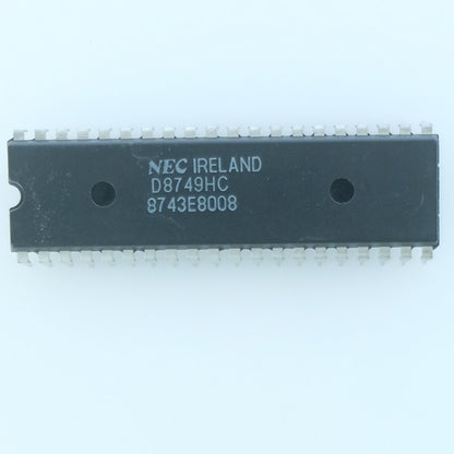 D8749HC MCU 8bits avec EPROM UV intégrée (famille MCS-48) DIP-40 NEC