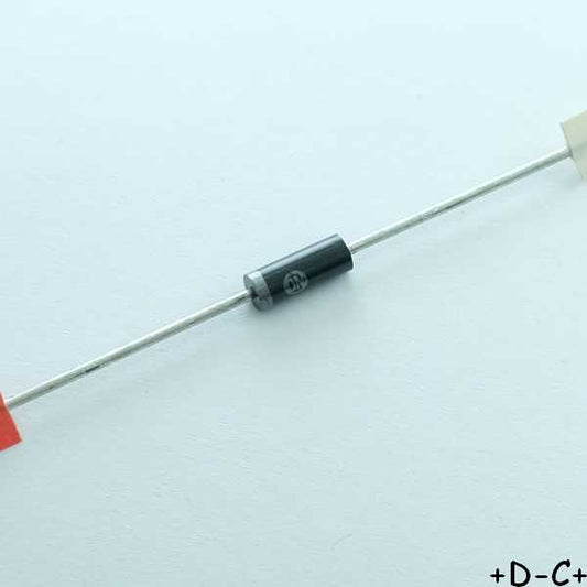 P6KE10CA Diode TVS bidirectionelle 8.55V DO-204AC ONS RoHS