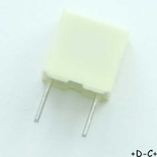 Condensateur film 150nF 63VDC 7.2x6.5x2.5mm pas5 10% PET Kemet R82DC3150AA60K