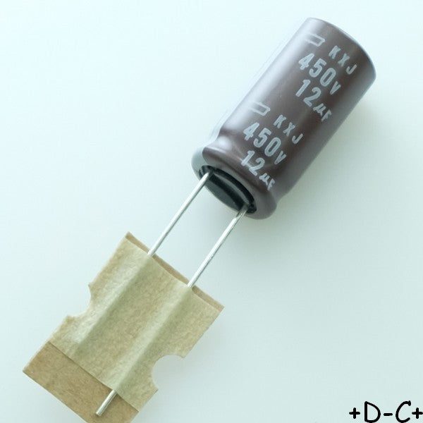 Condensateur 12µF 450V Aluminium Lytic 10x20mm 105° pas5 KXJ Chemi-con