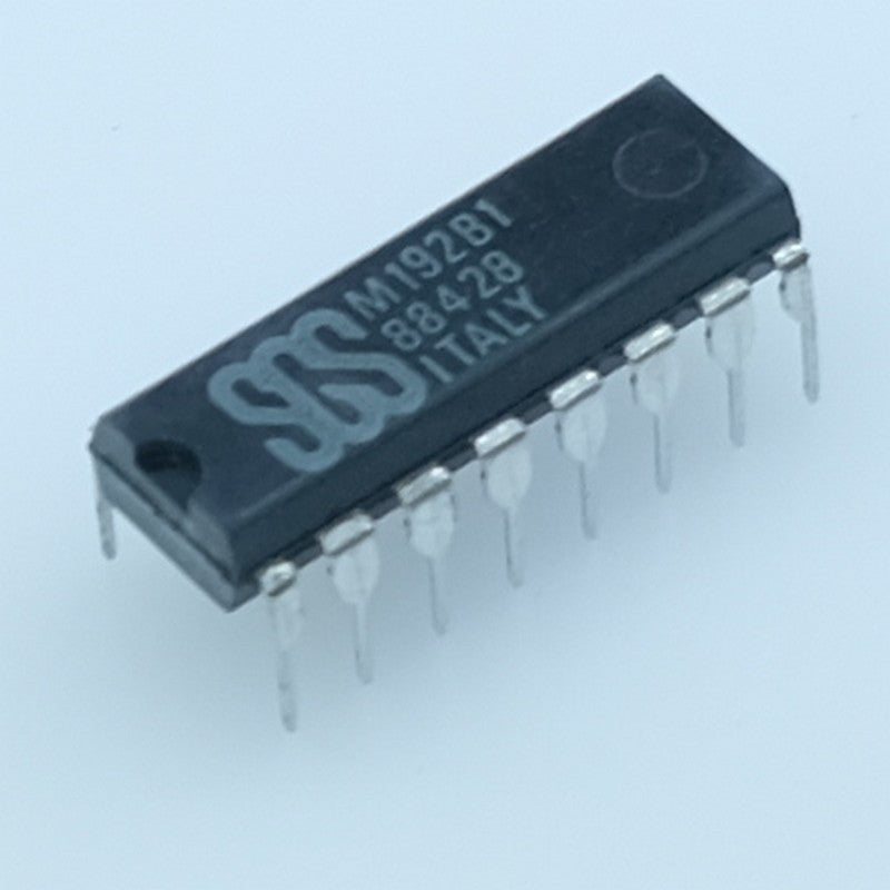 M192B1 Décodeur 4 bits vers afficheur 7 segments DIP-16 SGS