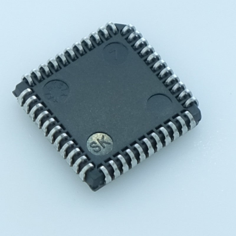 MACH111-15J CCPLD EEPROM 32 macrocellules PLCC-44 AMD