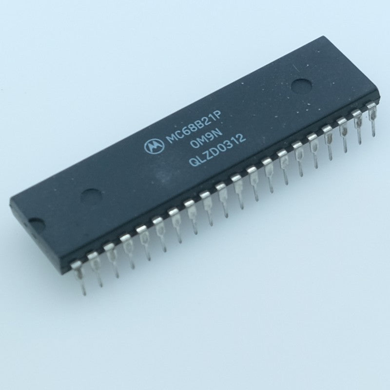MC68B21P PIA – Peripheral Interface Adapter DIP-40 Motorola - Distri-Compo
