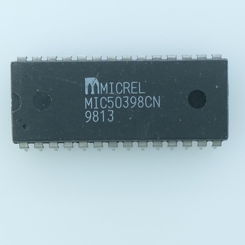 MIC50398CN Compteur synchrone 6 décades compteur/décompteur DIP-28 Micrel