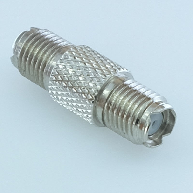 Adaptateur mini UHF femelle vers mini UHF femelle
