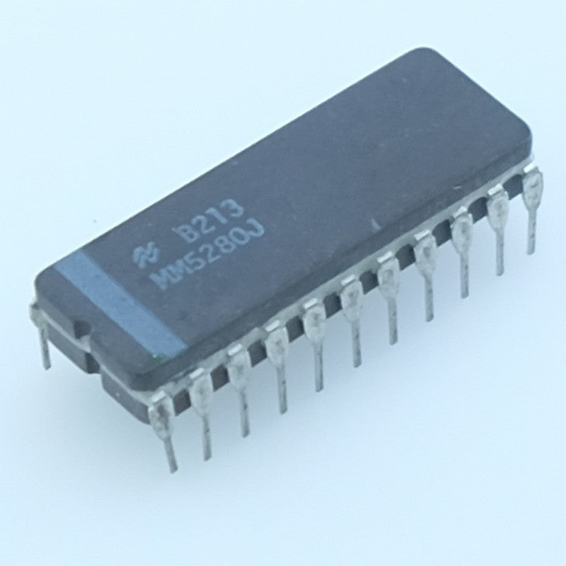 MM5280J DRAM NMOS 4Kbit (4096×1) 200ns alimentation triple CERDIP-22 National