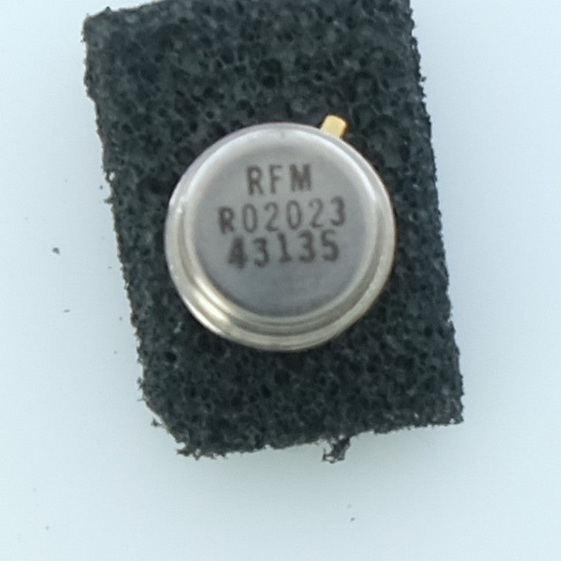 RO2023 = 43135 Résonateur SAW 433.970MHz pour oscillateurs TO-39 RF Monolithics - Distri-Compo
