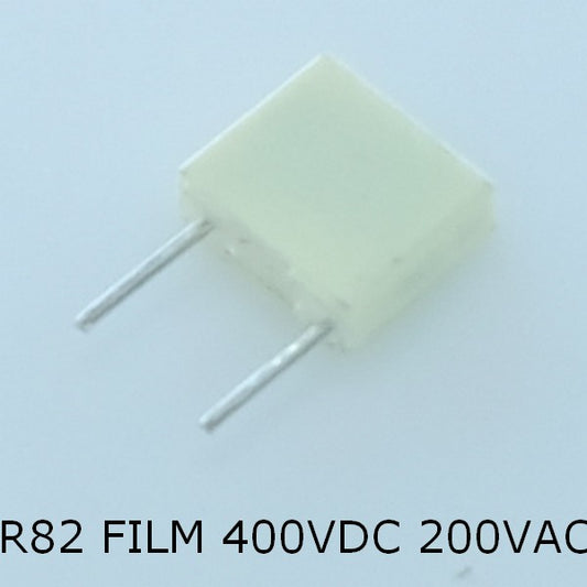 Condensateur film 4.7nF 400VDC 2.5x6.5x7.2mm pas5 10% PET Kemet R82MC1470DQ50K