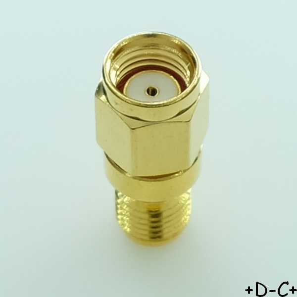 Adaptateur RP SMA mâle vers SMA femelle