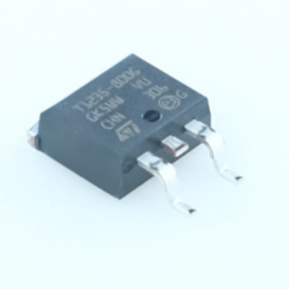 T1235-800G Triac 800V 12A 126A D2PAK STM