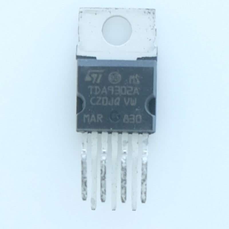 TDA9302H Vertical deflection output circuit Heptawatt STM - Distri-Compo