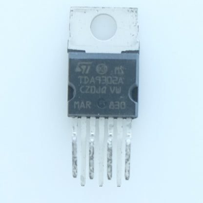 TDA9302H Vertical deflection output circuit Heptawatt STM - Distri-Compo