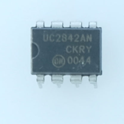 UC2842AN Contrôleur PWM 5V 1A DIP-8 ONS - Distri-Compo