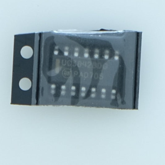 UC3842BD Contrôleur PWM 500kHz 200mA SO-14 ONS