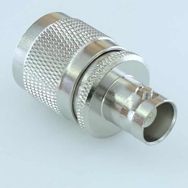 Adaptateur UHF mâle vers BNC femelle