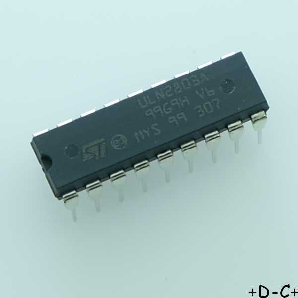 ULN2803A Eight Darlington array DIP-18 STM RoHS